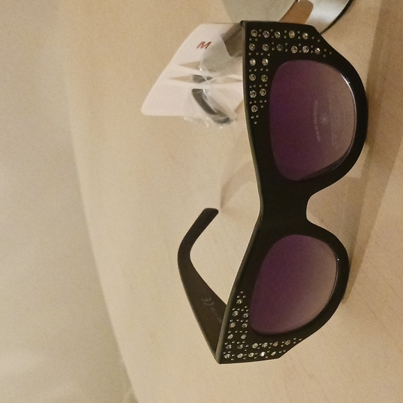 Black Embellished Thick Cat Eye Sunglasses - Picture 6 of 7